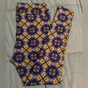 Lularoe tall and curvy leggings